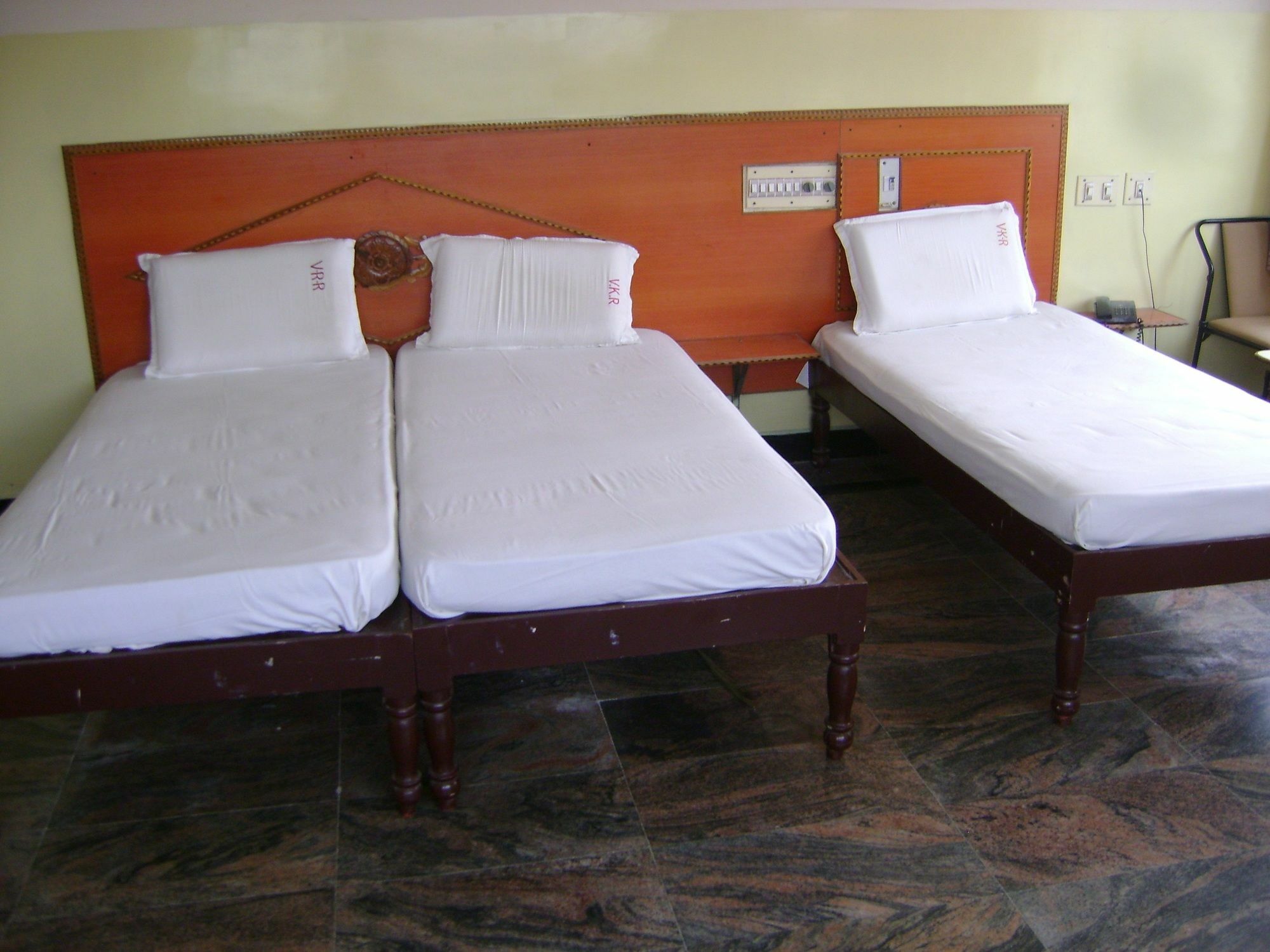 V.K.Residency Hotel Tirupati Exterior photo